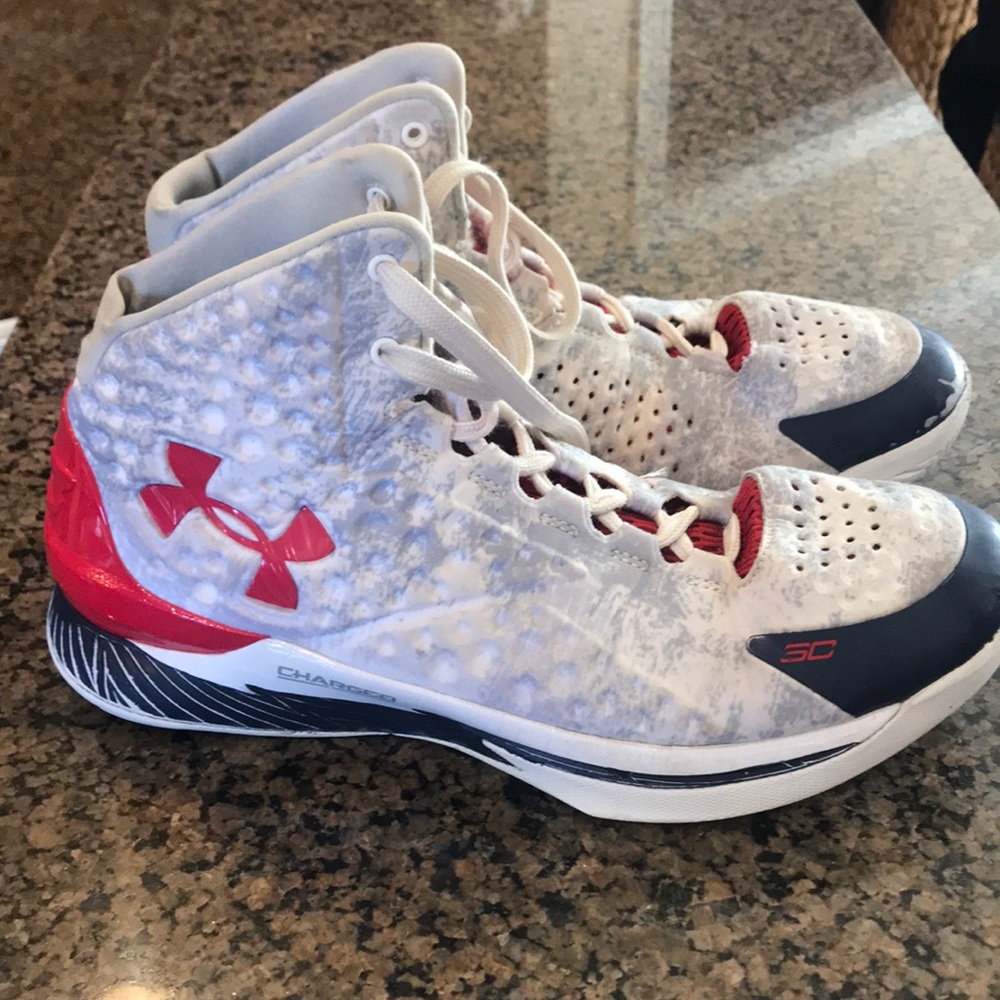 Under Armour Hi Top Basketball Shoes